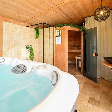 Ker Gana Sauna, Jacuzzi, Poele A Bois Plourin  Exterior photo
